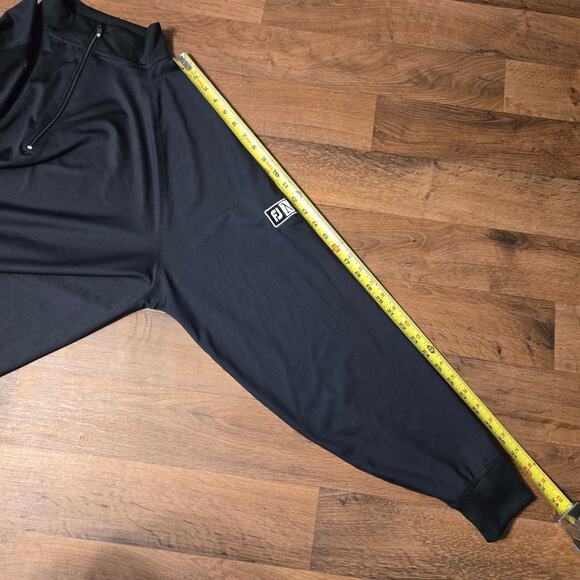 Footjoy black quarter zip sweater size XL - Picture 4 of 7